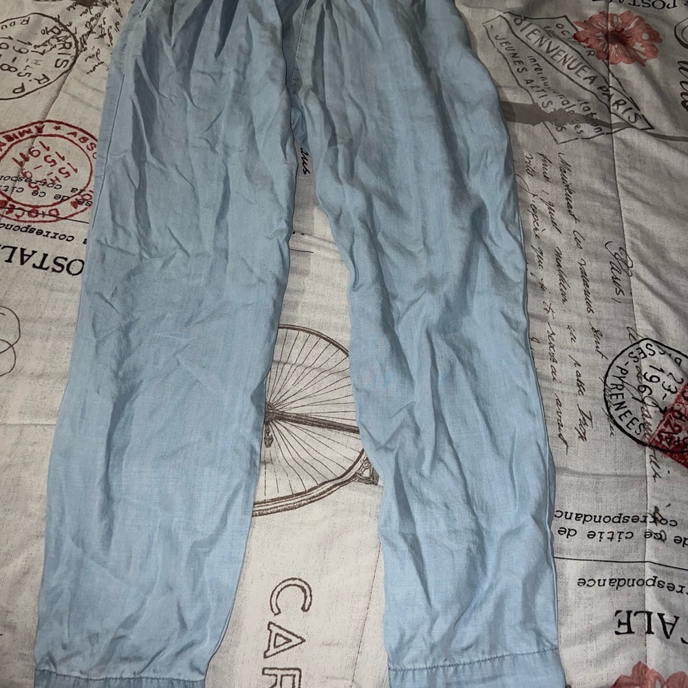 Guess‎ jumpsuit - Picture 2 of 5